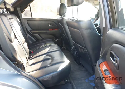 2002 Lexus Rx 300 z USA, uszkodzony, nr VIN JTJHF10U720240883